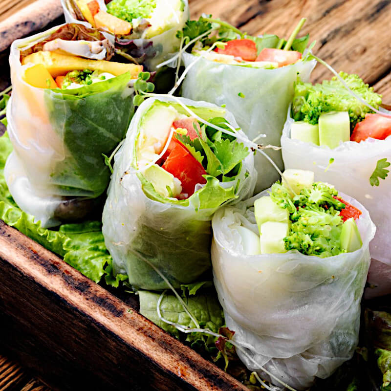 Vietnamese fresh spring rolls, served with Dipping Sauce